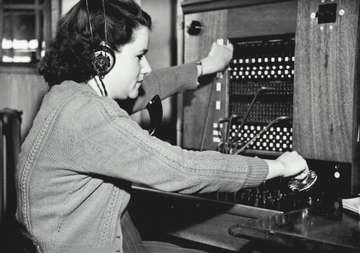 Traditional PRI vs. SIP Trunking: Cost Efficiency and Growth Potential